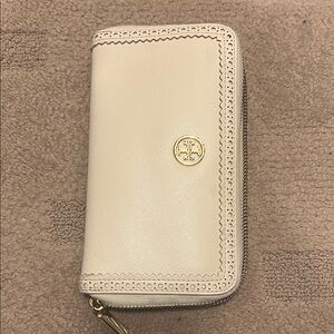 Tory Burch Cream Wallet with Gold Logo